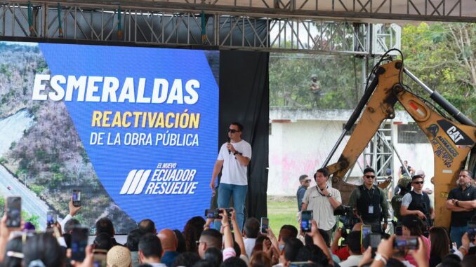 El presidente de la República, Daniel Noboa, en Esmeraldas, este miércoles, 8 de enero de 2025. Foto extraída de la cuenta de la Presidencia en X. El presidente de la República, Daniel Noboa, en Esmeraldas, este miércoles, 8 de enero de 2025. Foto extraída de la cuenta de la Presidencia en X.