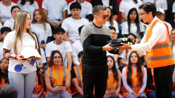 El presidente de la República, Daniel Noboa, en el Coliseo Deportivo de Calderón, en Quito, este miércoles, 15 de enero de 2025. Foto extraída de la cuenta de la Presidencia en X. El presidente de la República, Daniel Noboa, en el Coliseo Deportivo de Calderón, en Quito, este miércoles, 15 de enero de 2025. Foto extraída de la cuenta de la Presidencia en X.