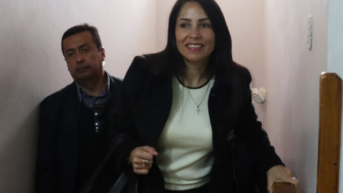 LUISA GONZALAEZ RADIO PICHINCHA