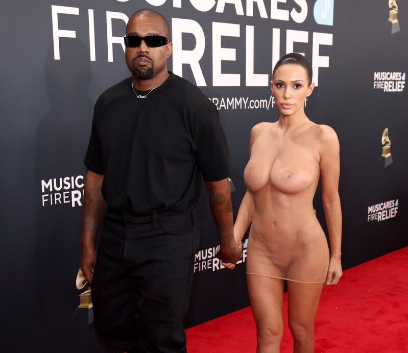 El desnudo de Bianca Censori en los Grammy