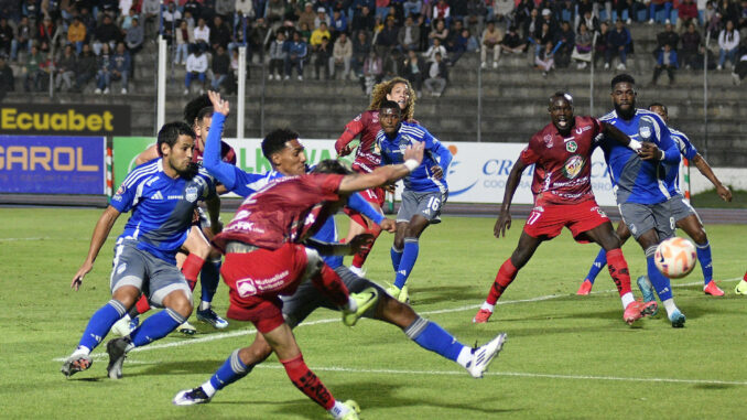 FBL LIGAPRO MUSHUC RUNA EMELEC