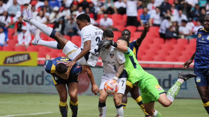 FBL LIGA PRO LIGA DE QUITO VS DELFIN