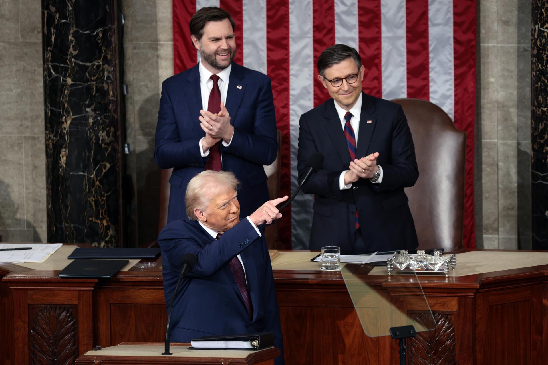 US President Donald Trump Addresses Joint Session of US Congress | La ...