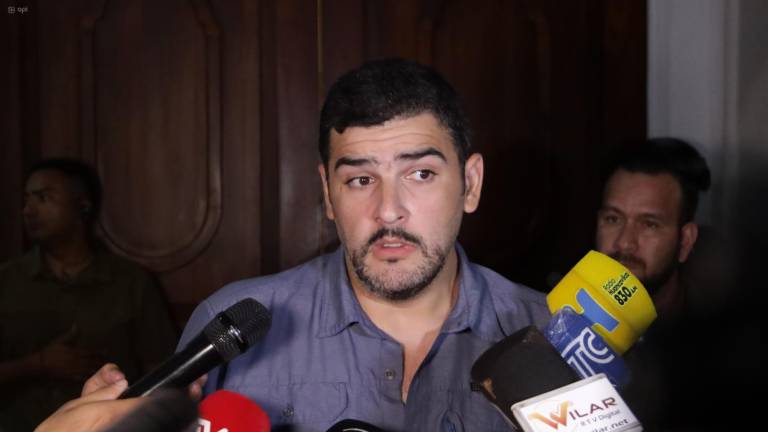 Aquiles: La suspensión de procesos del Sercop impide la importación de insulina