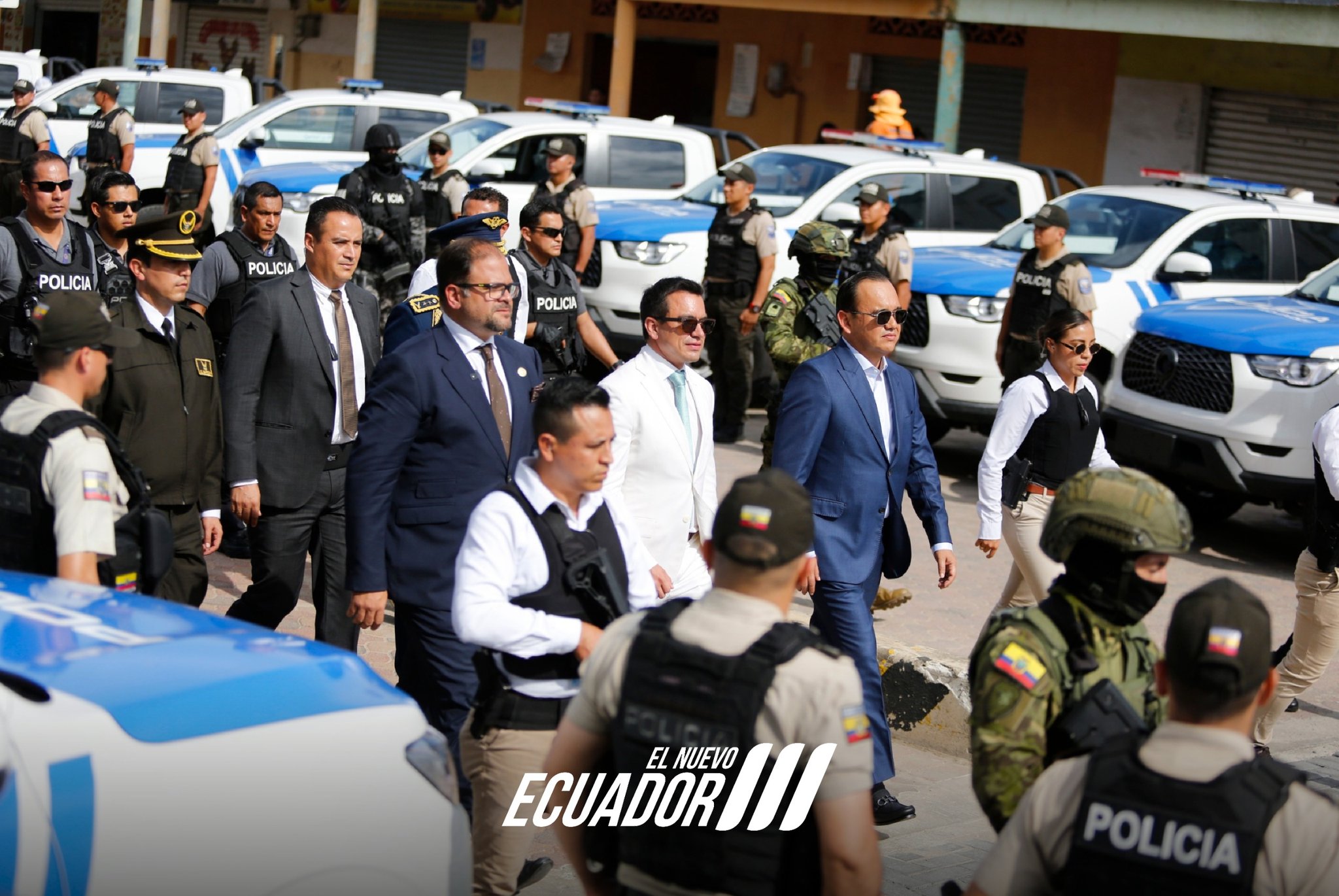 Noboa dispone despliegue de ministros a Esmeraldas para atender el sismo