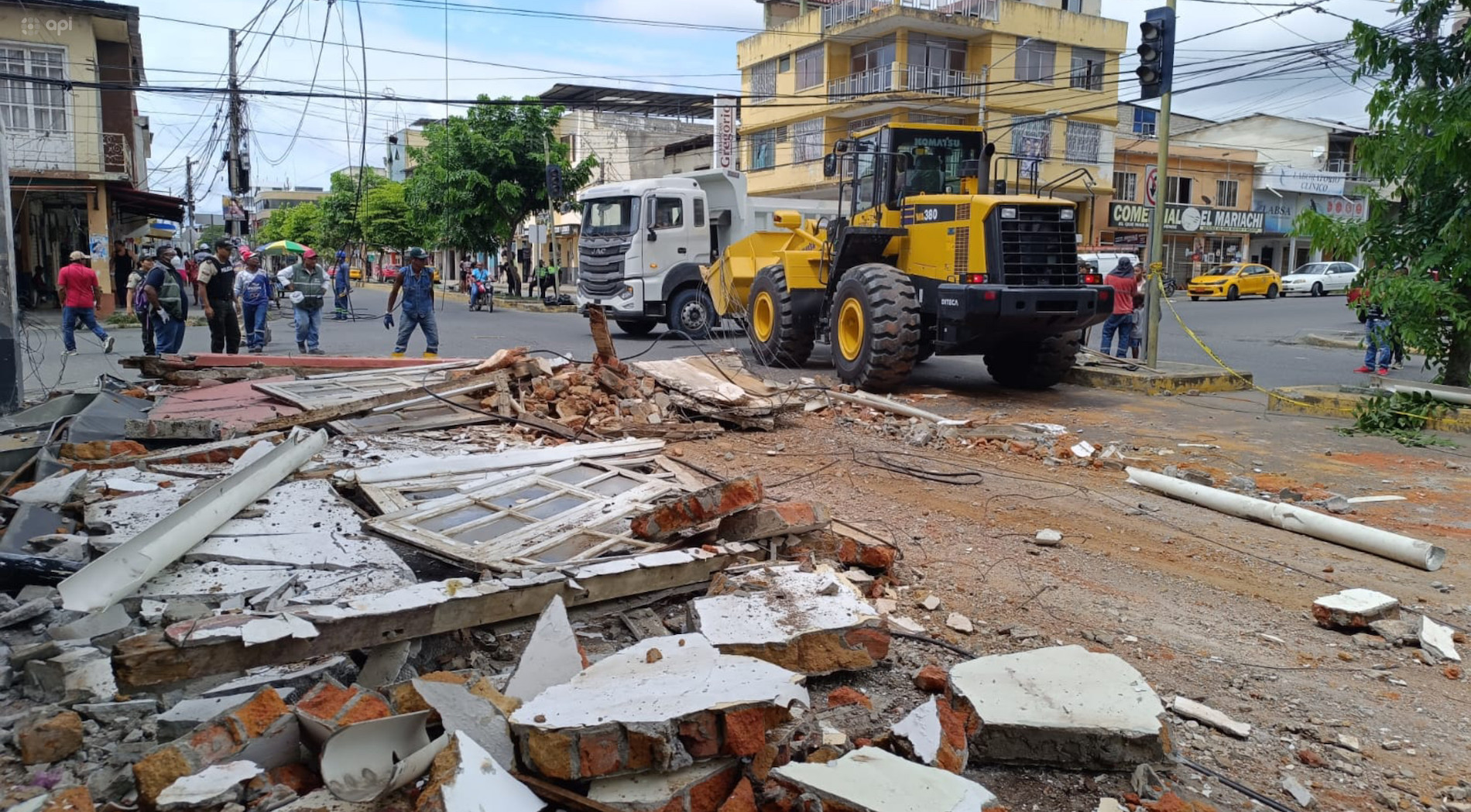 ESM-TEMBLOR ESMERALDAS