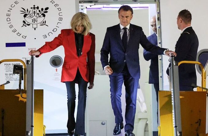 Emmanuel Macron fue abofeteado por su esposa