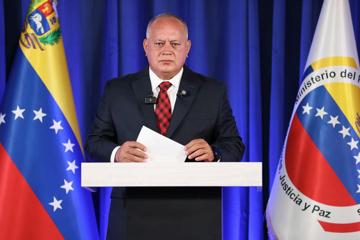 Cabello rechaza rumores sobre posibles contactos con la opos
