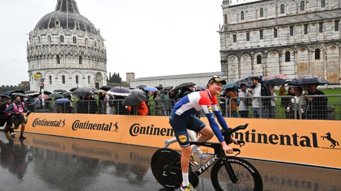 Giro d'Italia cycling race - Stage 10