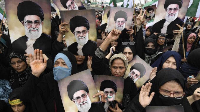 Pakistan's Shia community rallies in solidarity with the Iranian people in Karachi