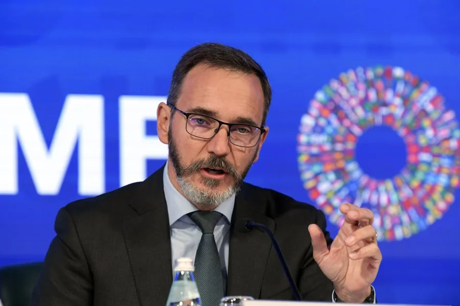 FMI reajusta el crecimiento económico de Ecuador y lo eleva al 3,2%