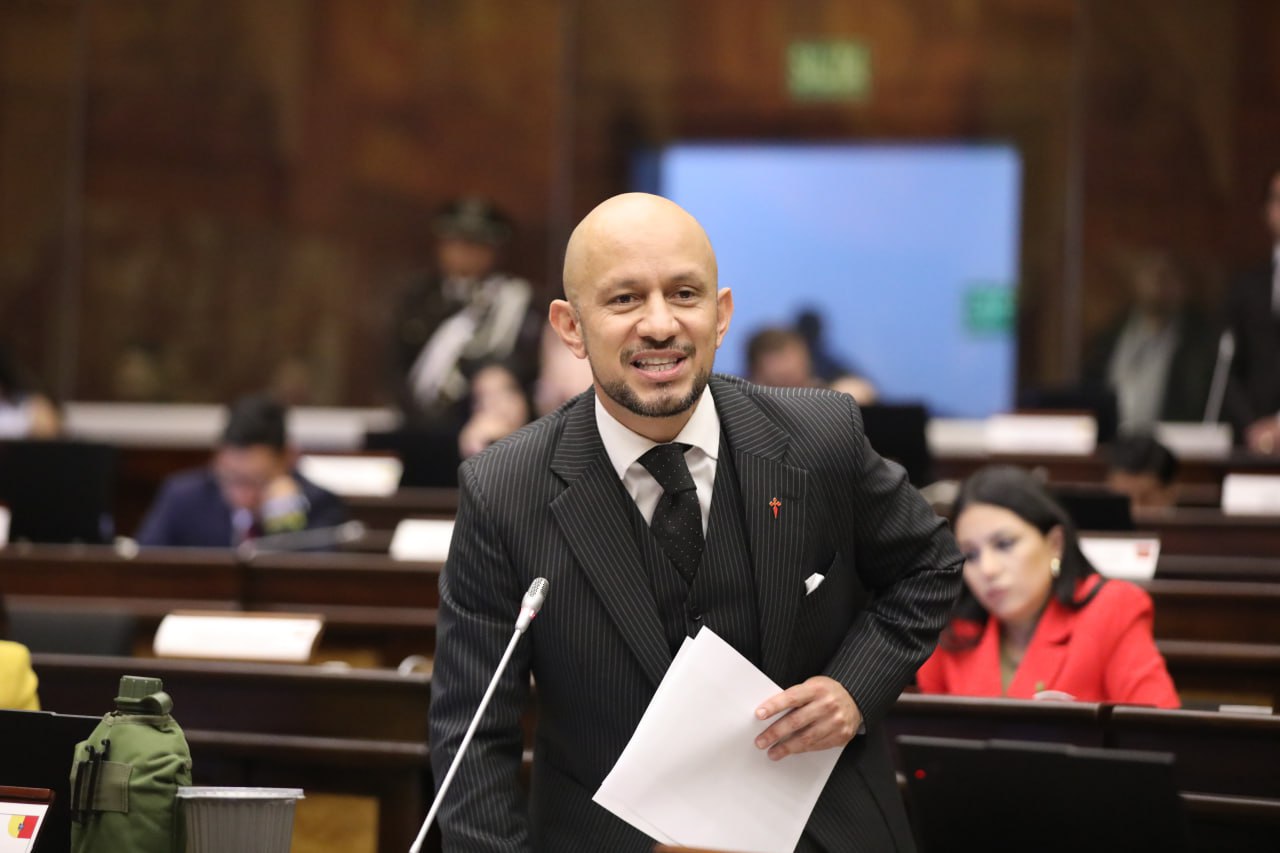Asamblea exige a Pabel Muñoz un plan de seguridad en medio de protestas de la Conaie