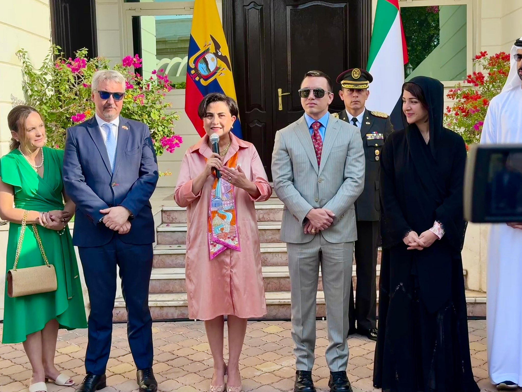 Noboa inaugura embajada de Ecuador en Abu Dabi
