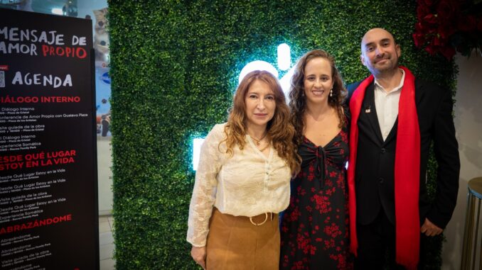 ): Marianela Berrazueta Administradora General CC El Recreo, Caridad Ponce Socia Co – fundadora Trévoa Comunicación y Diseño de Proyectos y José Manosalvas Artista y Diseñador Gráfico.