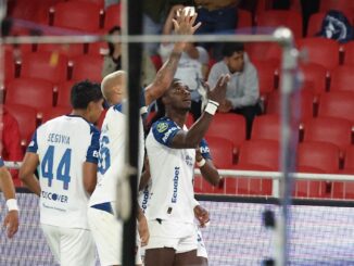 2026-03-21 Quito Ecuador .- Campeonato nacional de fútbol, Liga ECUABET 2026. Liga de Quito, LDU-Q enfrenta al Manta en el estadio Rodrigo Paz Delgado. Foto : API/ Patricio Terán
