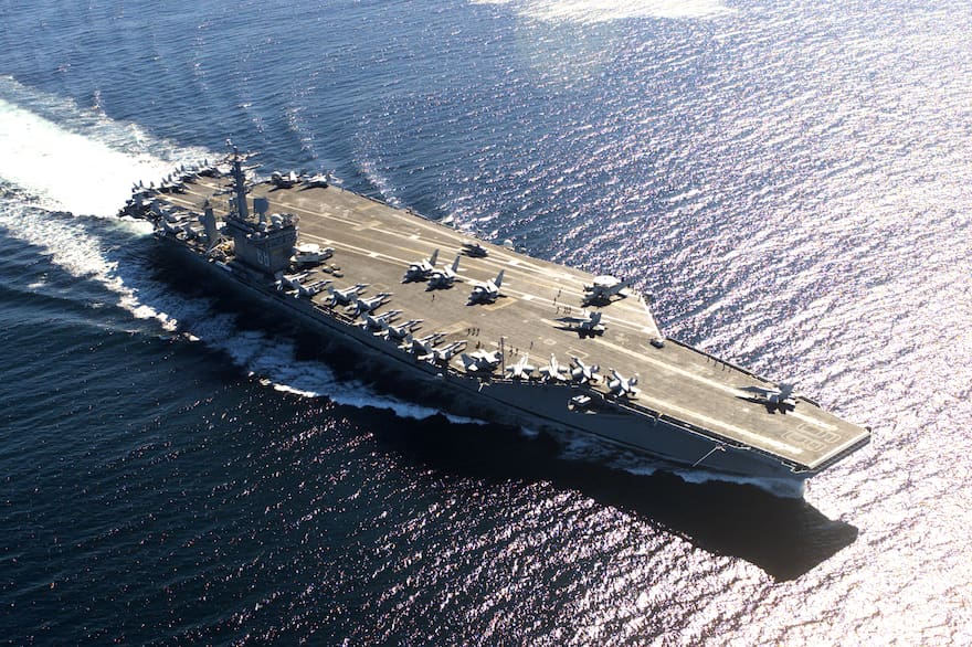 Portaaviones nuclear de EEUU llega a Ecuador para combatir el narcotráfico