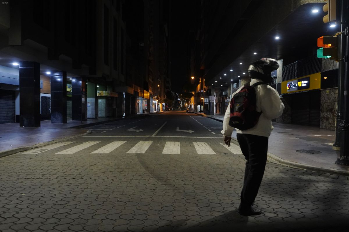 «Los delitos sí han migrado hacia otras horas», dice coronel de la Policía sobre el toque de queda