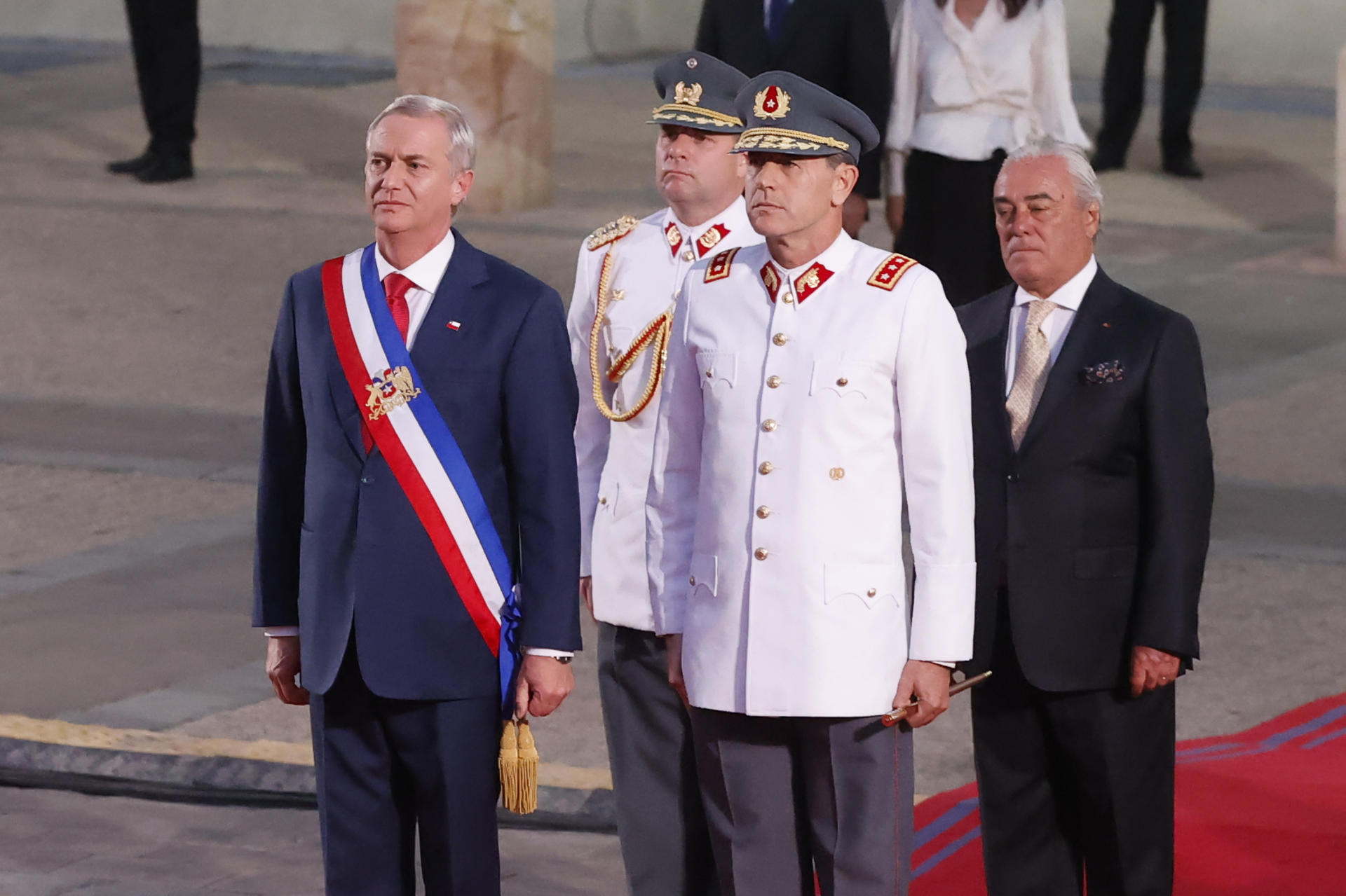 Kast, ultraliberal y ultracatólico, primer pinochetista presidente de Chile
