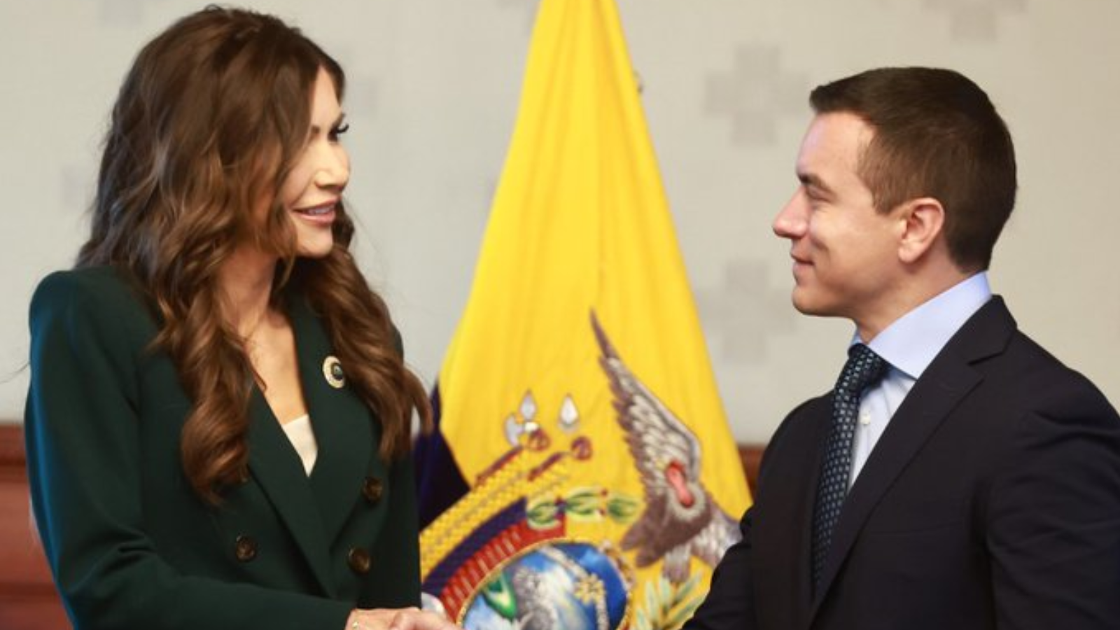 Kristi Noem llega a Carondelet para reunirse con Noboa