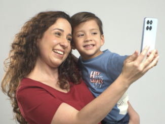 • Participa en la Trivia Claro y gana viajes, televisores y premios exclusivos. • Planes móviles, hogar y equipos con más gigas, descuentos y entretenimiento para toda la familia.