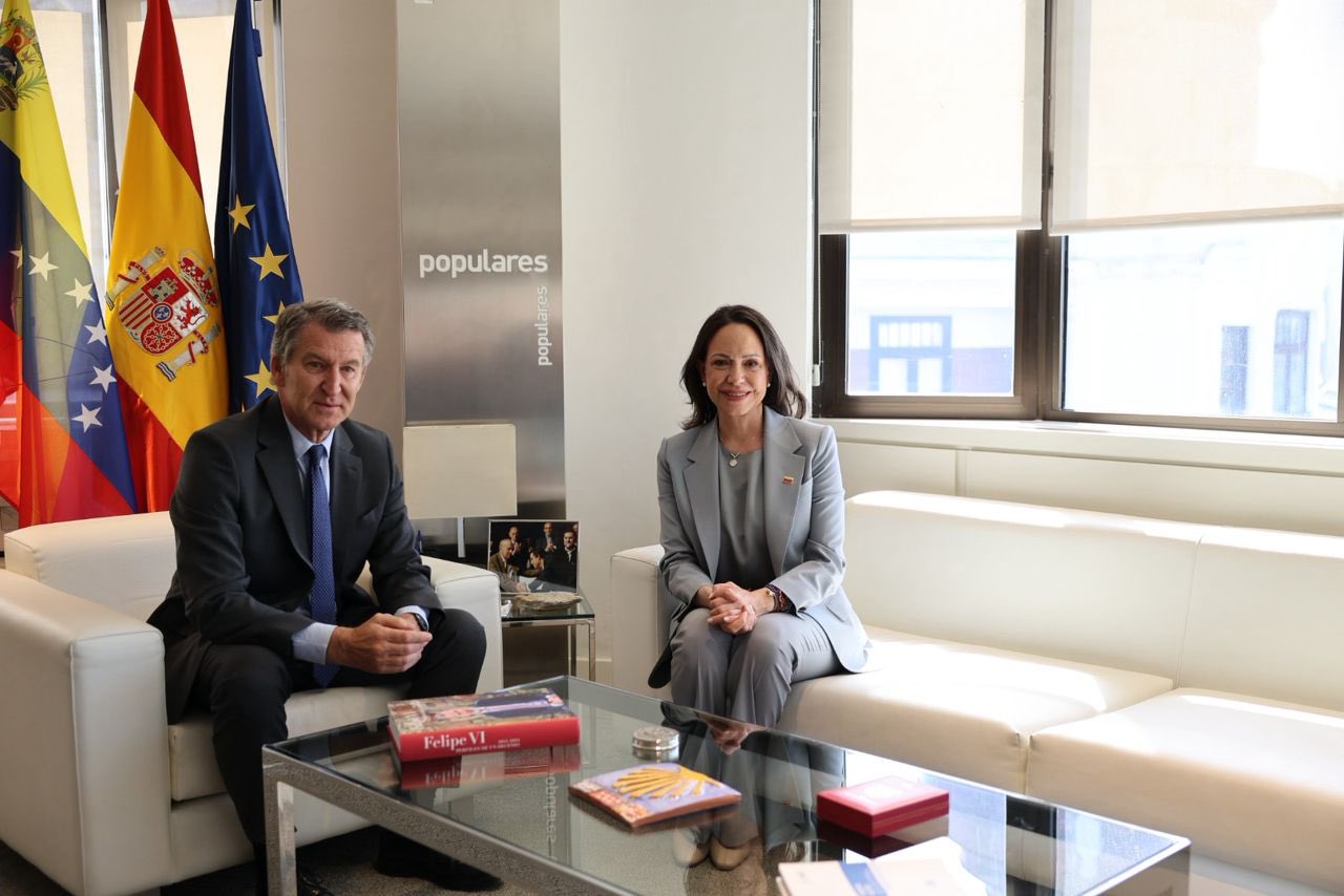 María Corina critica a Sánchez por su cercanía con el régimen de Venezuela