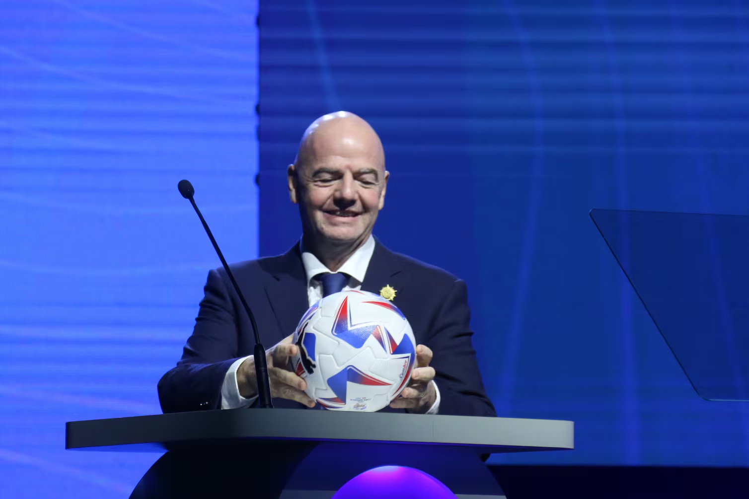 Gianni Infantino, presidente de la FIFA, está en Ecuador