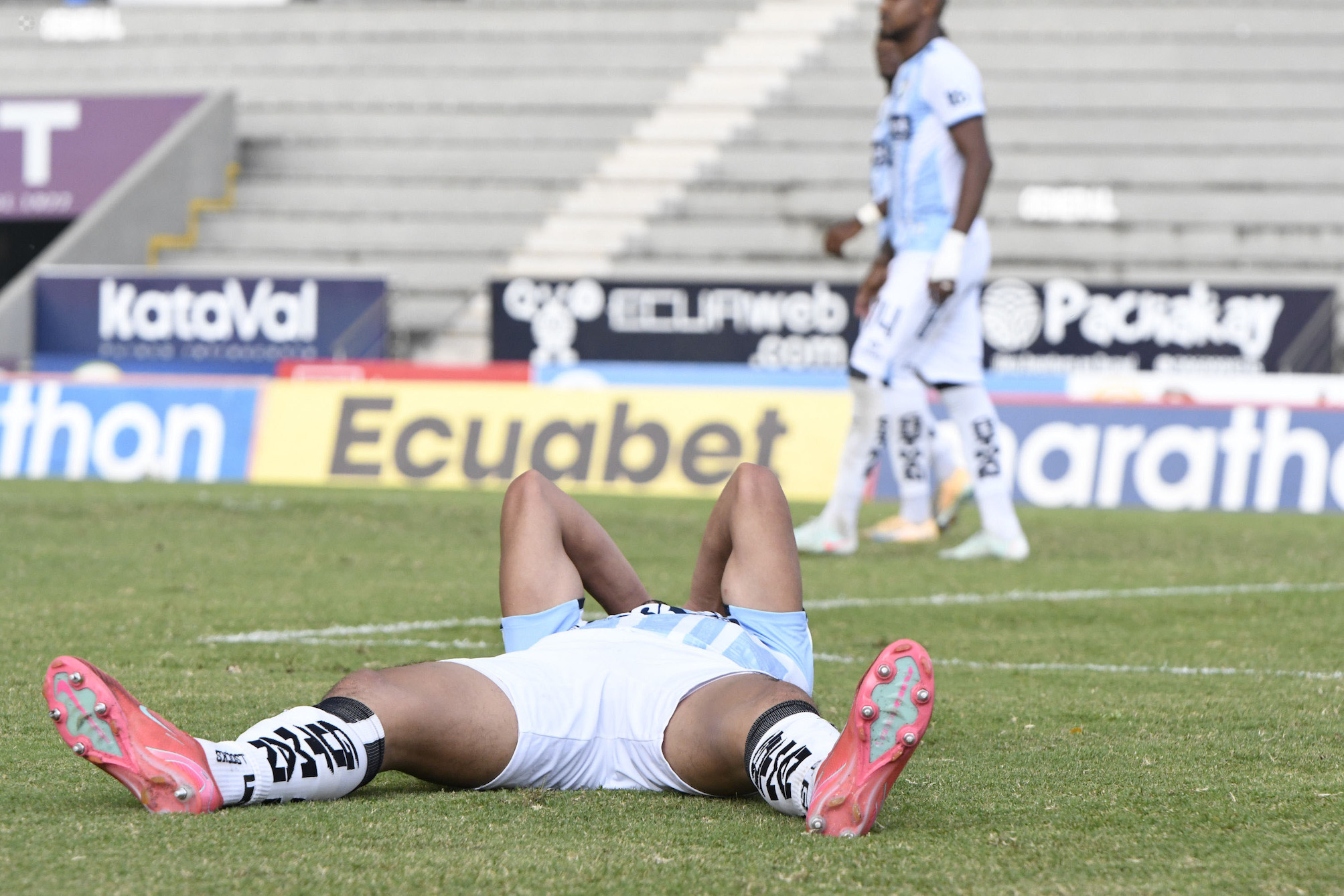 2-1. El City se deshace del Macará