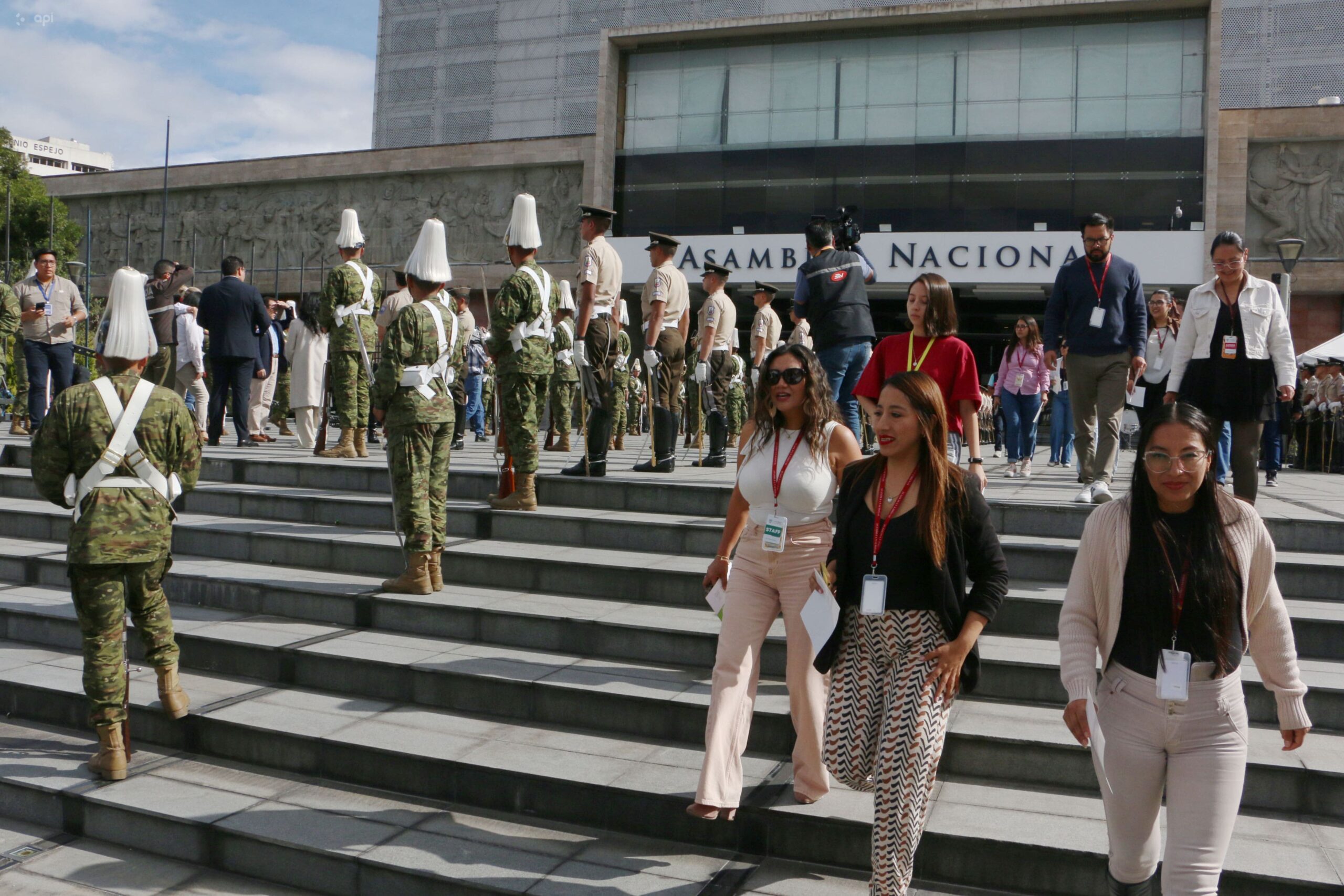 En la Asamblea se hacen preparativos para el informe a la Nación de Noboa