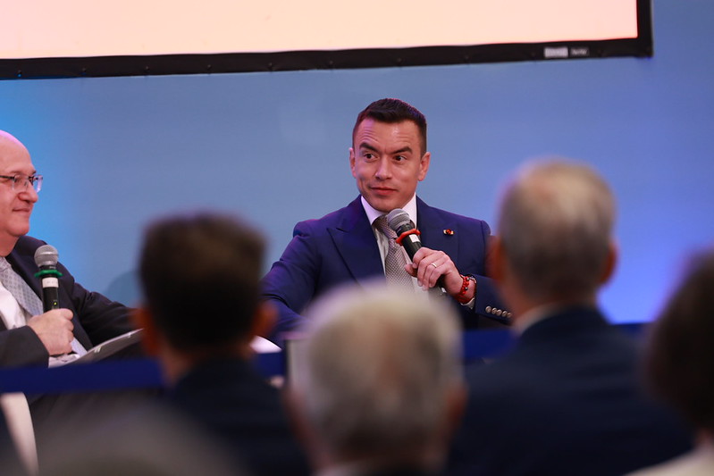 Noboa expone al BID logros económicos y busca mayor fuerza en mercados internacionales