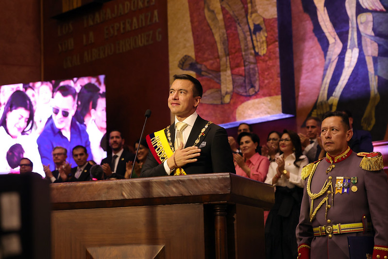 Noboa anuncia la ampliación del sistema del Metro de Quito