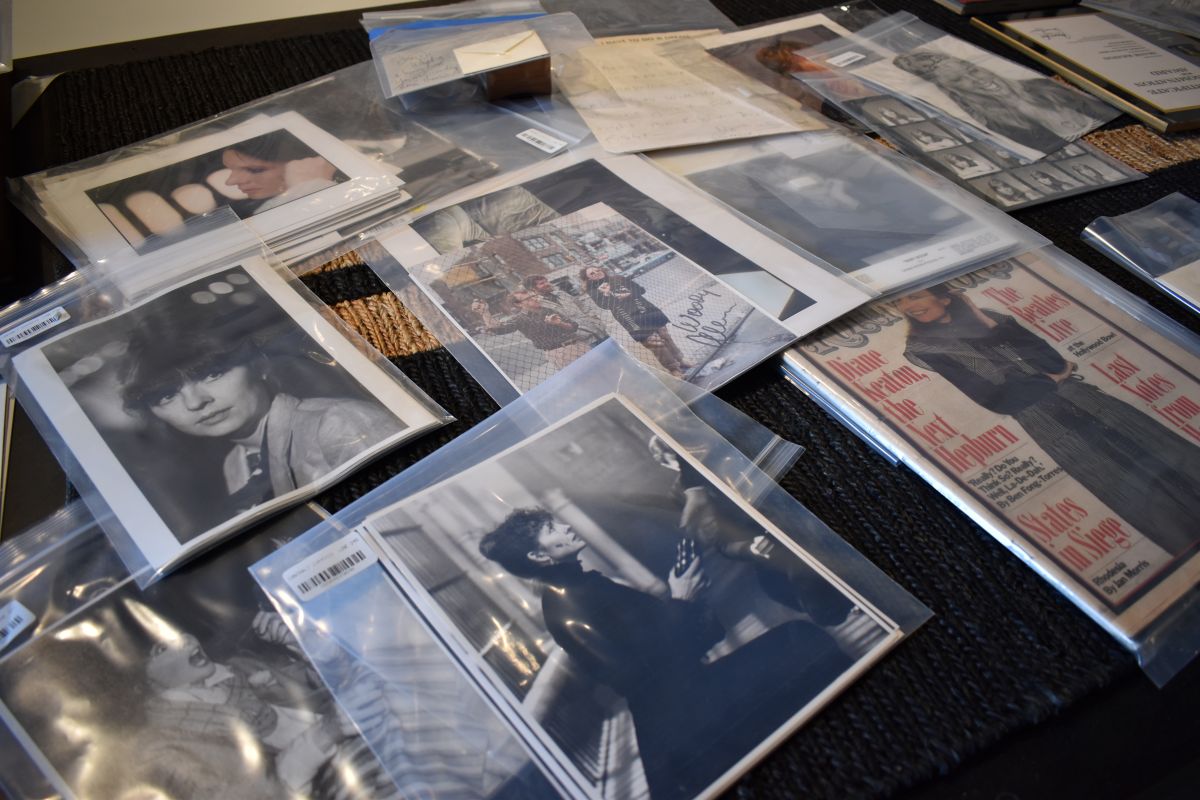 Exposición ofrece una mirada a la trayectoria de Dian Keaton