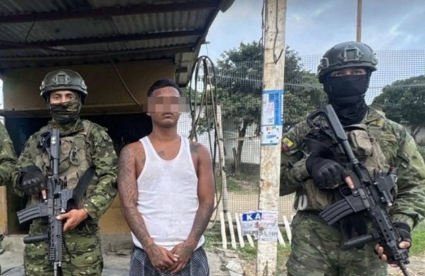 FFAA detienen a presuntos miembros de Los Lobos vinculados a atentado en Guayaquil