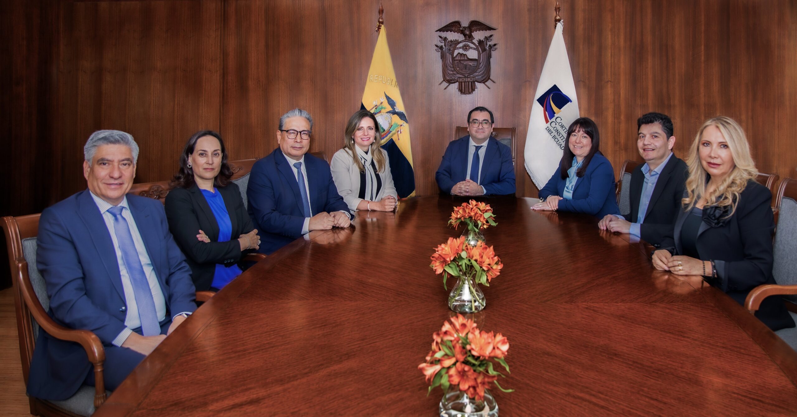 Titularización de Sandra Cordero podría inclinar la CC a favor de Noboa, dicen constitucionalistas