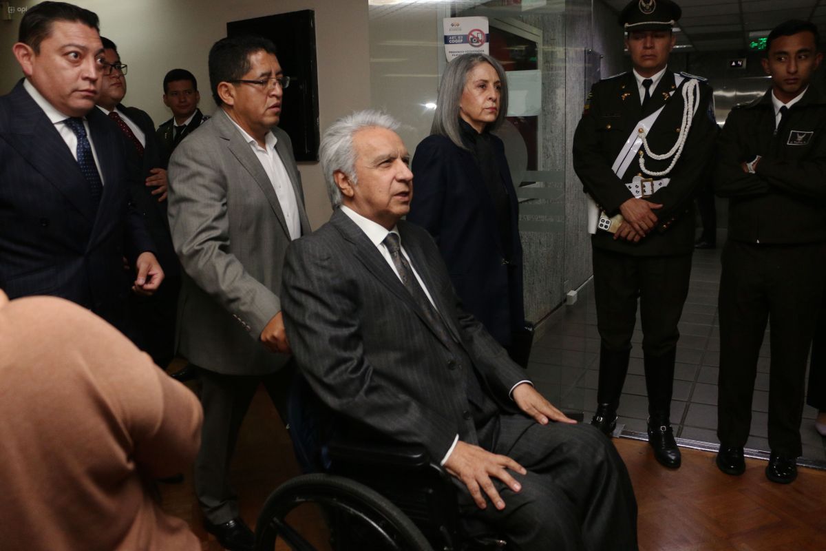 Persecución a Lenín Moreno, por desmontar la dictadura