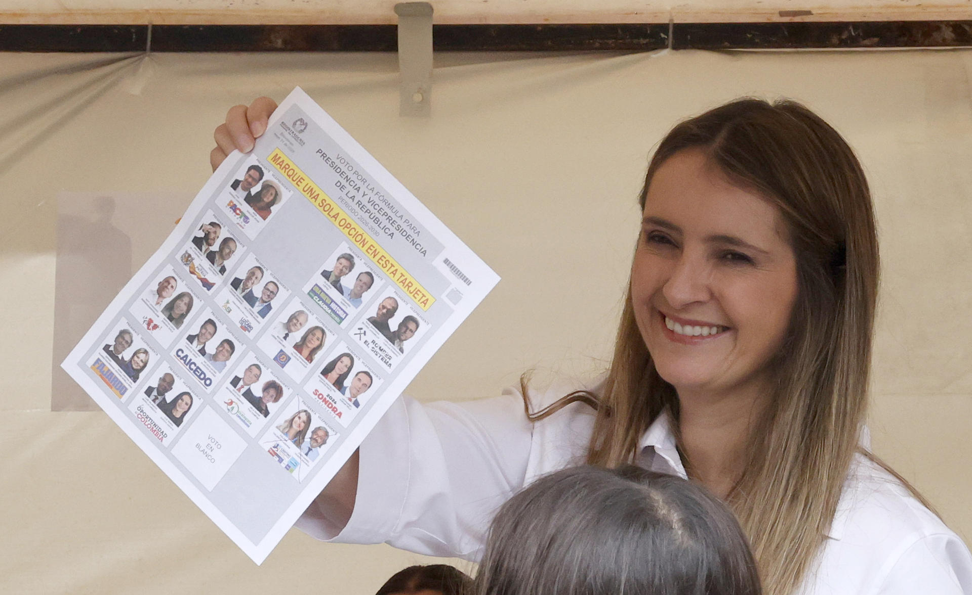 Elecciones presidenciales de Colombia transcurren sin incidencias a media jornada