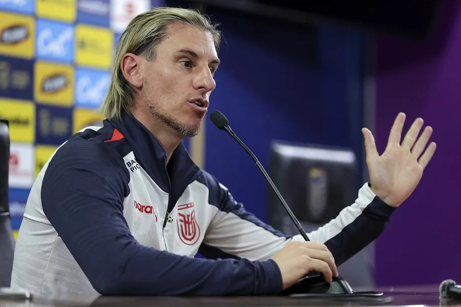 Ecuador hace historia ante Alemania y la prensa analiza si fue por Beccacece o pese a él