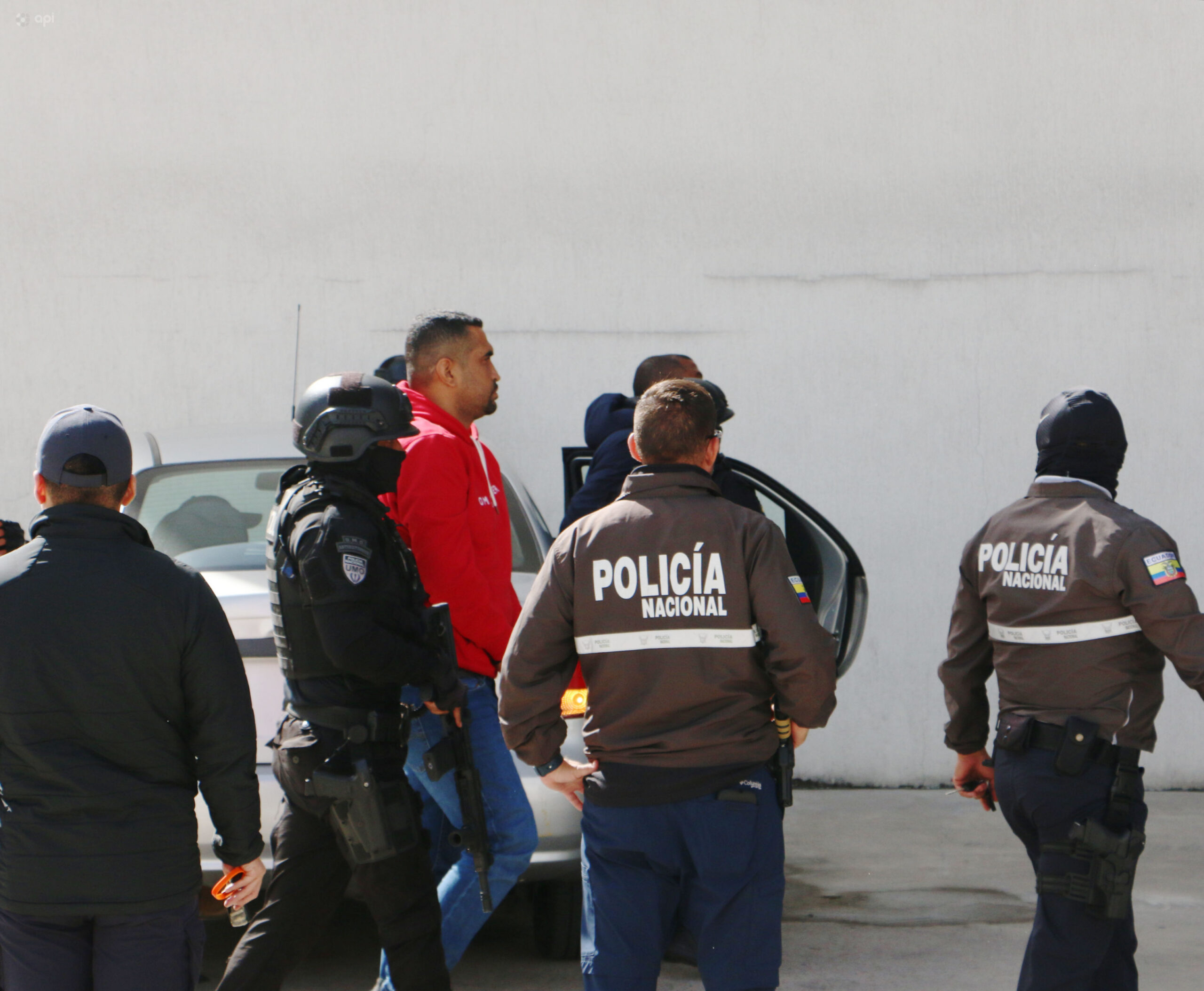 Vicko Villacís llegó a Quito para su audiencia por lavado de activos