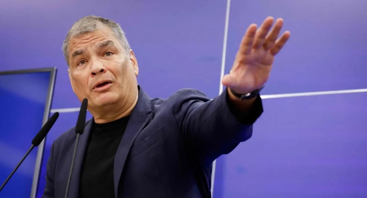 Correa confirma reunión con Rengel y arremete contra hijas d