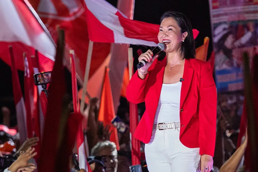 Con el 100% de actas escrutadas, Keiko Fujimori es presidenta de Perú por 49.641 votos más que Sánchez