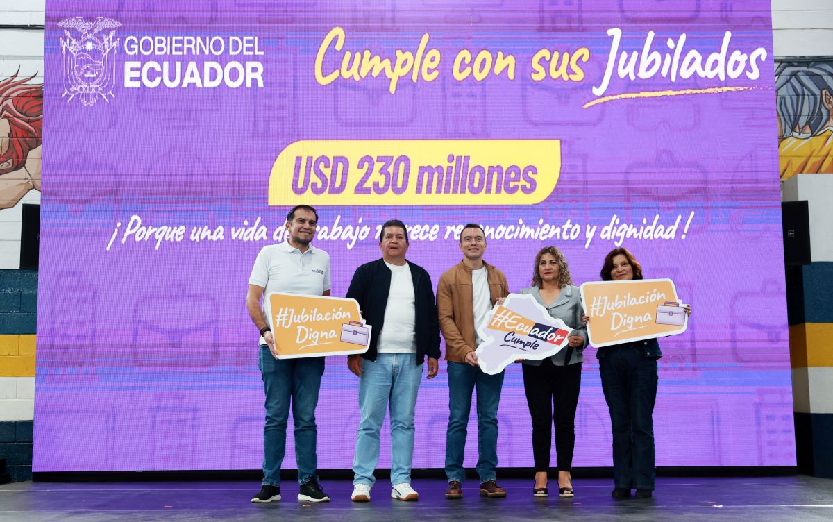 Noboa entregó 230 millones de dólares en compensaciones a fu
