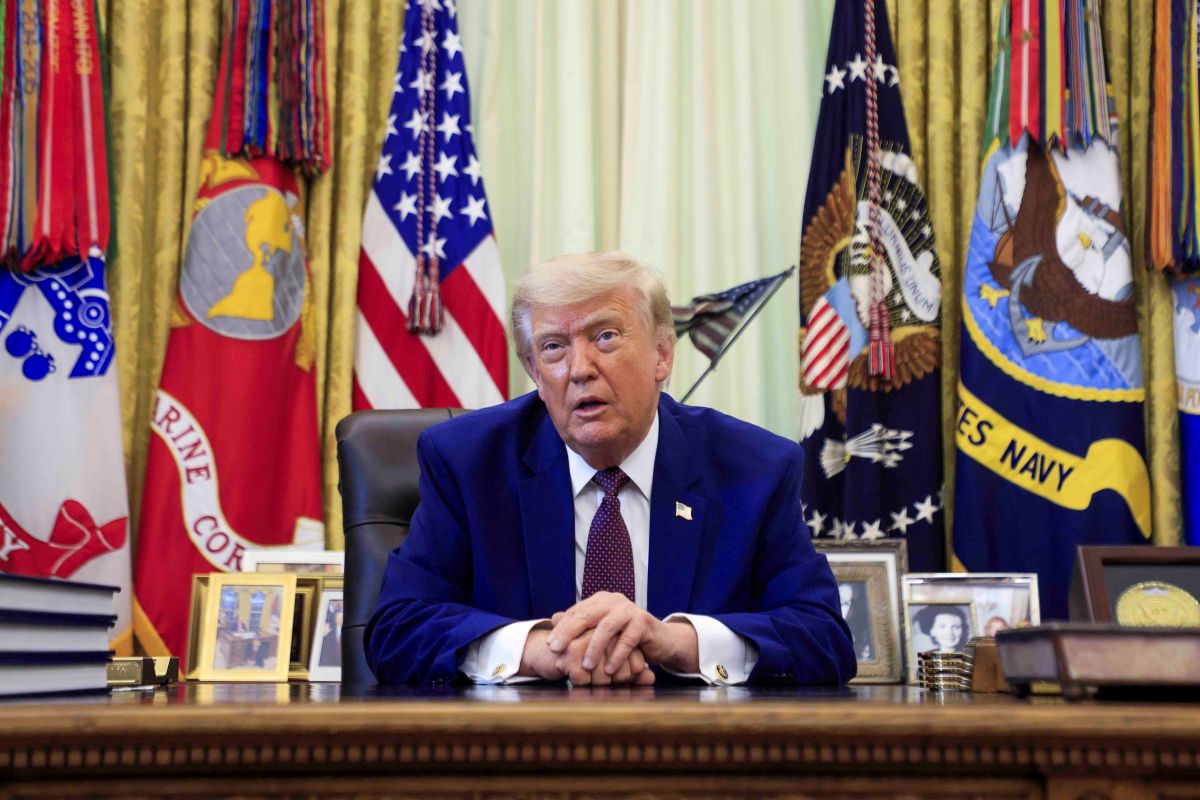 Trump arremete contra legisladores que votaron para limitar la guerra en Irán