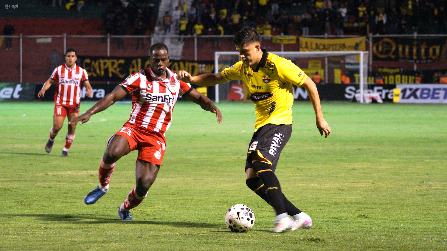 1-0. Técnico vence a Barcelona y lo aleja más de Independiente