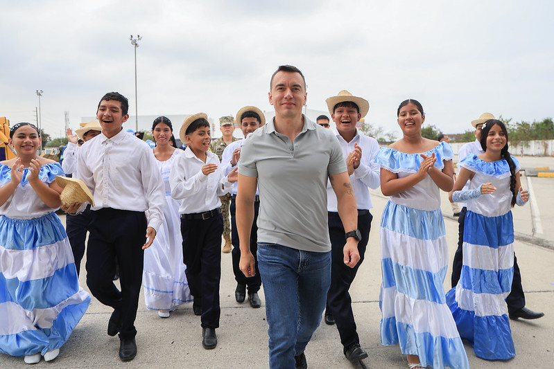 Noboa prevé mayor cooperación en seguridad fronteriza y energía con Perú y Colombia