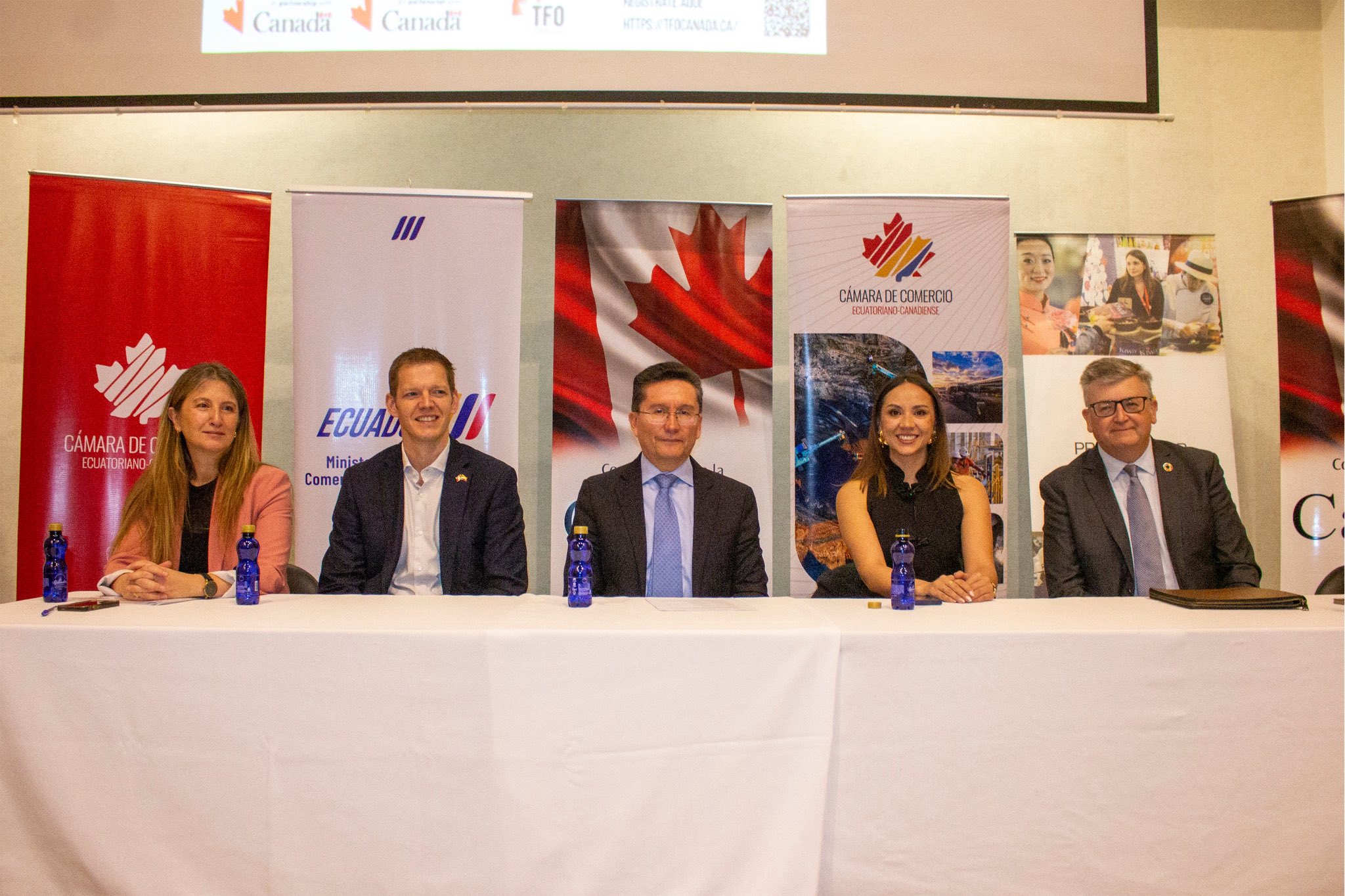 Ecuador suscribirá un TLC con Canadá el próximo 24 de julio