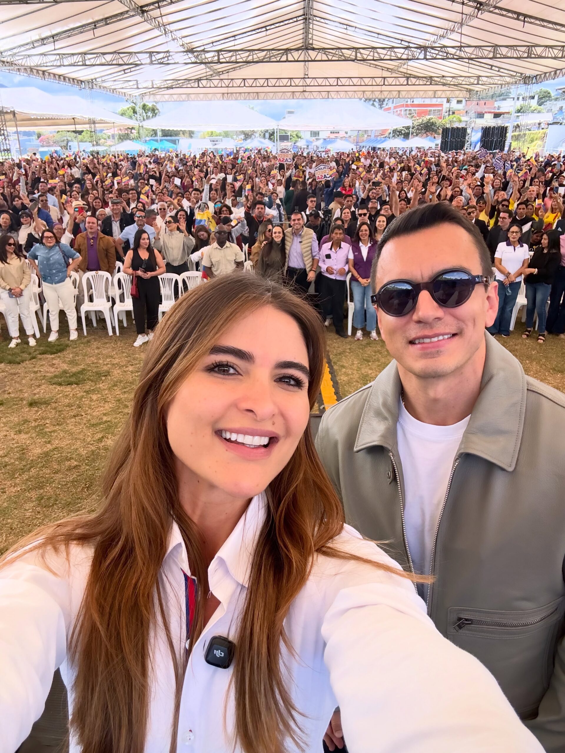La candidata a la alcaldía de Quito, Giovanna Ubidia apareció en un evento junto a Noboa
