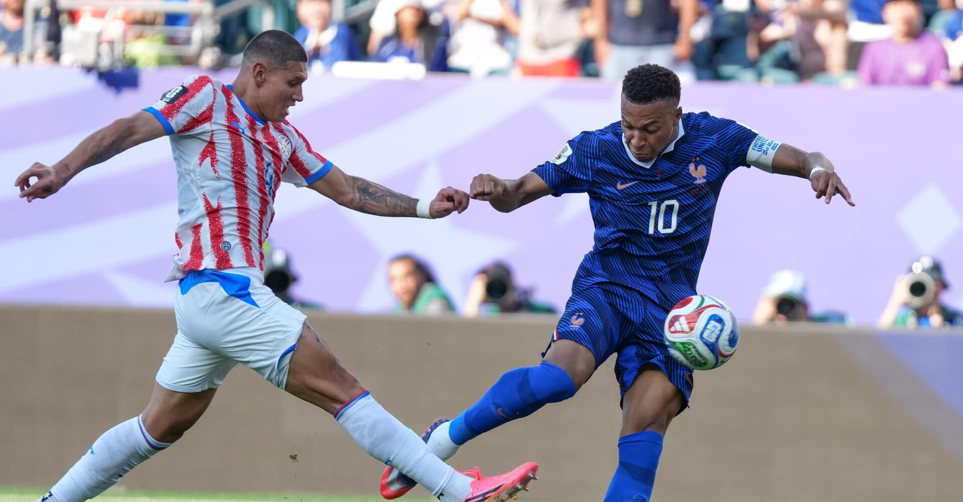 0-1. Francia elimina a Paraguay con penal de Mbappé y jugará cuartos con Marruecos